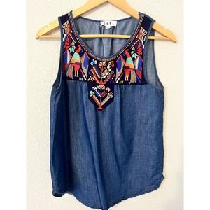 THML Embroidered Women’s Sleeveless Chambray Denim Top Size Small